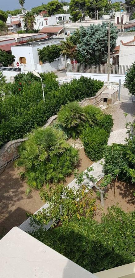 Montedarena Gold Apartment Pulsano Exterior photo